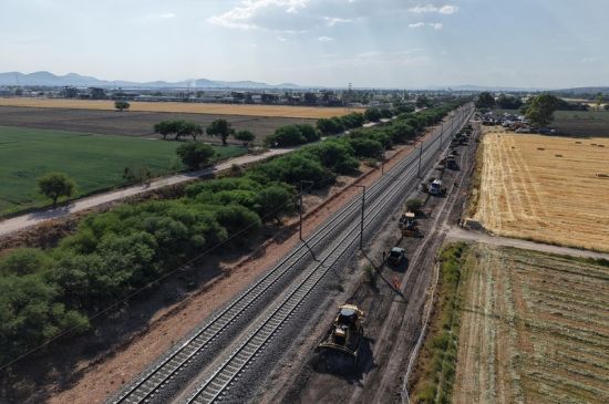 Obras ferroviarias concentraron 28.7% del gasto público en enero 2026